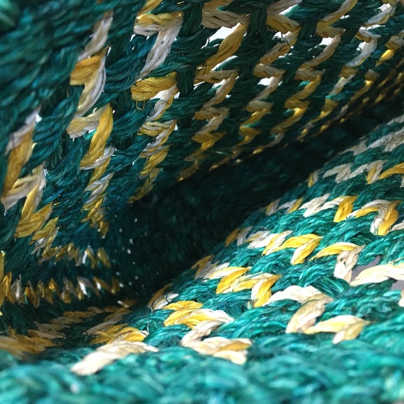 SOLD :: Vintage Green & Yellow Woven Straw Tote - Picture 6 of 6